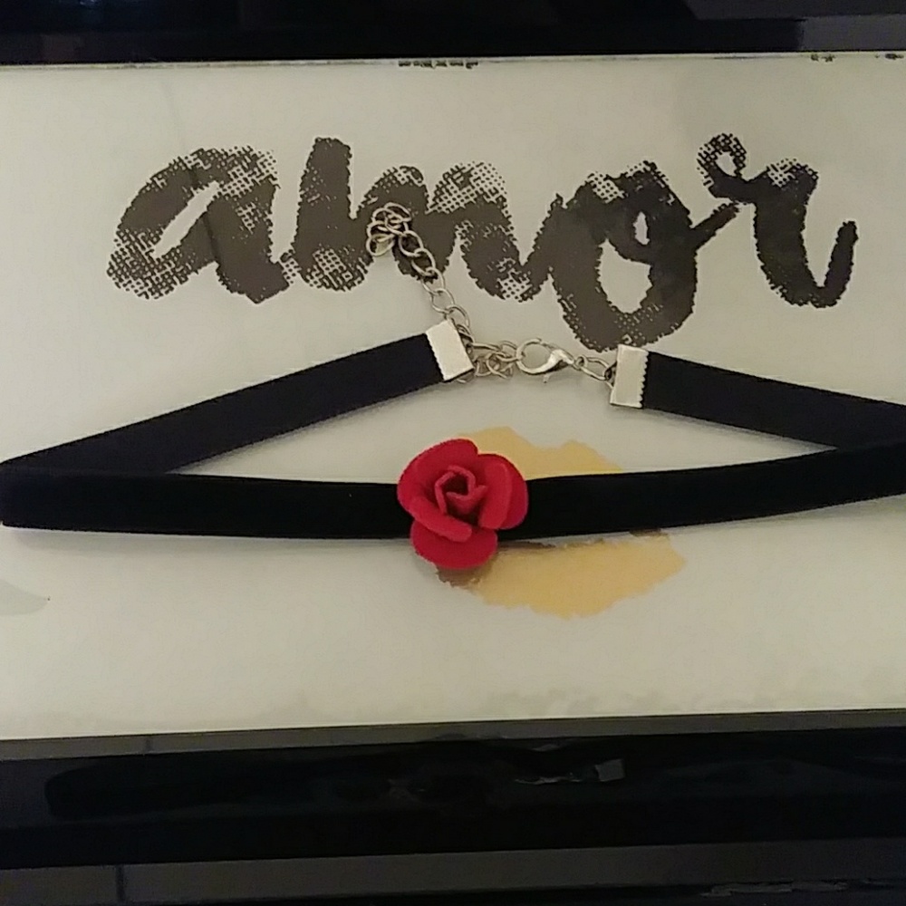 Rose neclace